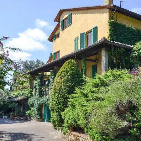 In * Monte San Savino